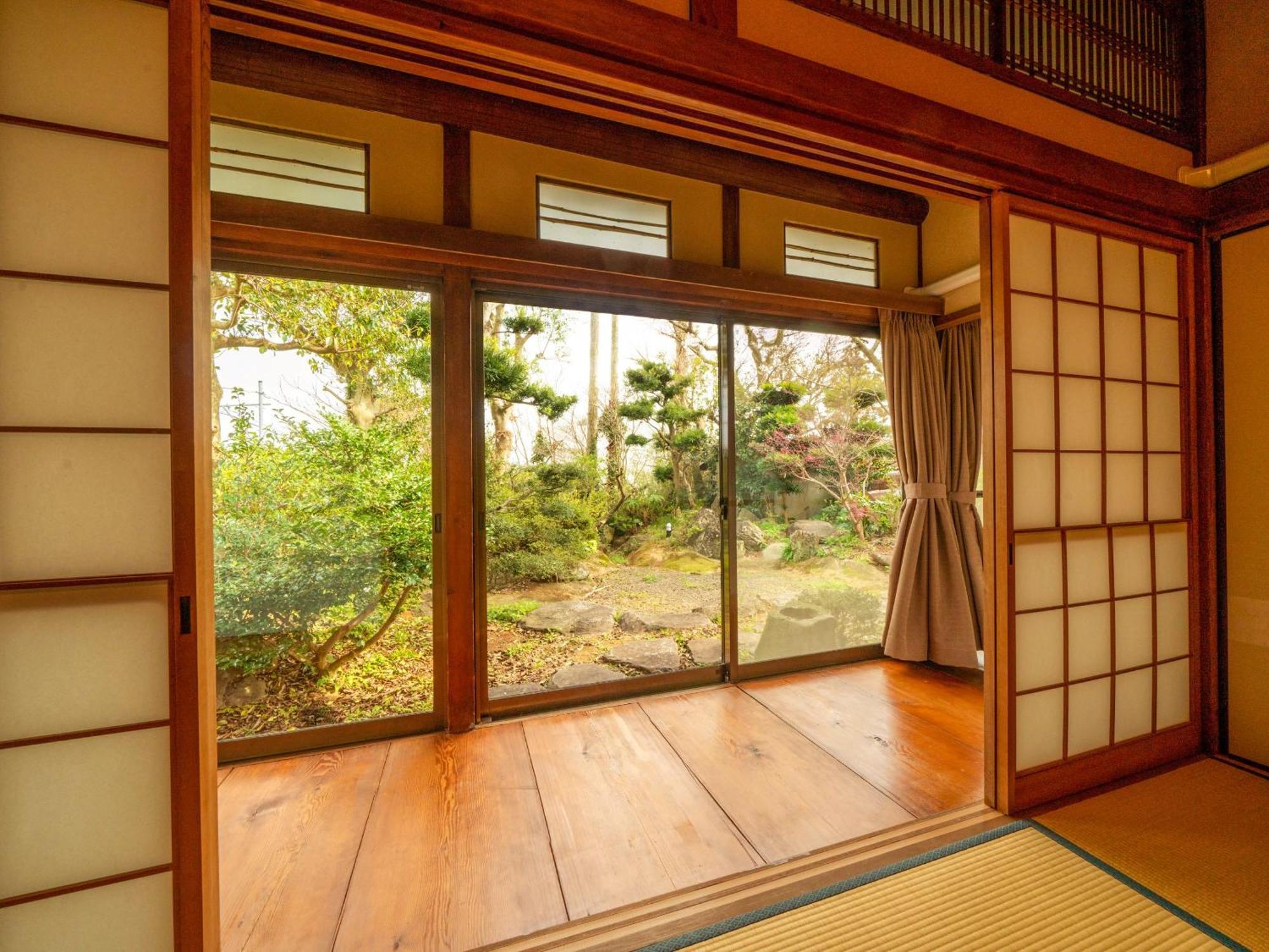 Ooedo Onsen Monogatari Hotel Ranpu Hirado Exterior foto
